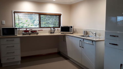 Private Apartment With Scenic Gardens - Accommodation China 9