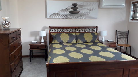 Private Apartment With Scenic Gardens - Accommodation China 4