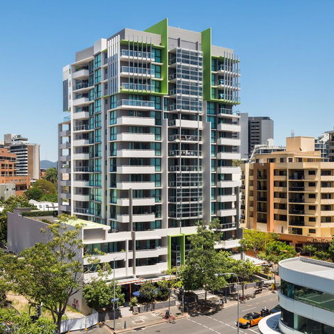 Flynn Brisbane - Accommodation China 5