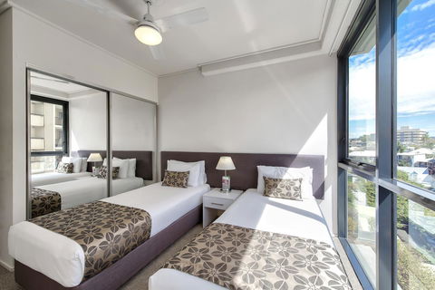 Flynn Brisbane - Accommodation China 11