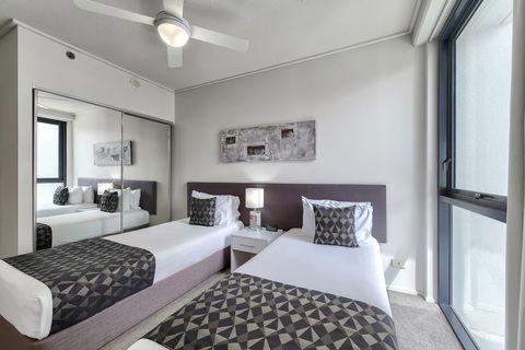 Flynn Brisbane - Accommodation China 13