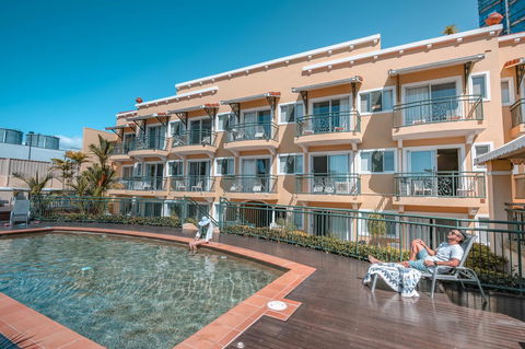 Il Palazzo Holiday Apartments - Accommodation Asia 10