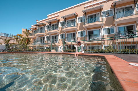 Il Palazzo Holiday Apartments - Accommodation Asia 0