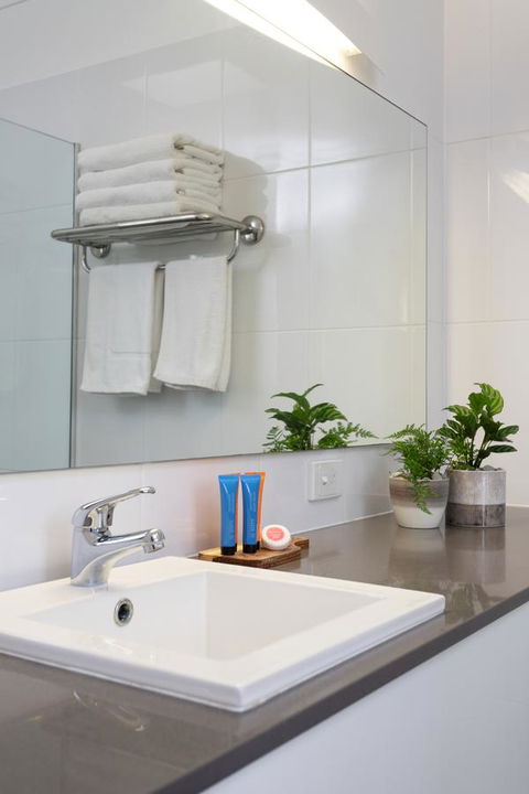 Coopers Colonial Motel - Accommodation Asia 18