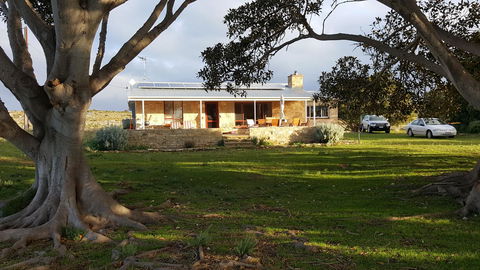 Ratcliff Cottage - Accommodation Asia 1