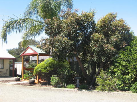Ficifolia Lodge - Accommodation Asia 25