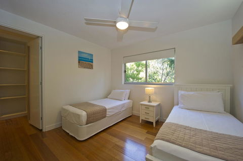 Maggies Beachfront Apartment 8 - Accommodation China 3