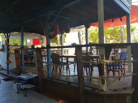 Arcadia Beach Guest House And Car Hire - Accommodation Asia 39