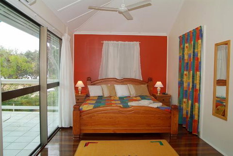 Arcadia Beach Guest House And Car Hire - Accommodation Asia 1