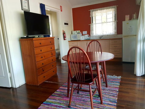 Arcadia Beach Guest House And Car Hire - Accommodation Asia 37