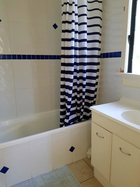 Arcadia Beach Guest House And Car Hire - Accommodation Asia 12