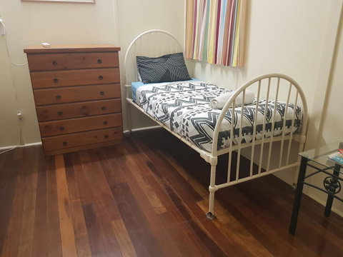 Arcadia Beach Guest House And Car Hire - Accommodation Asia 9