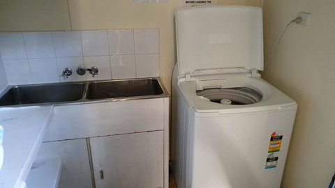 Arcadia Beach Guest House And Car Hire - Accommodation Asia 15