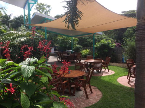 Tropical Palms Resort & 4WD Hire - Accommodation Asia 24