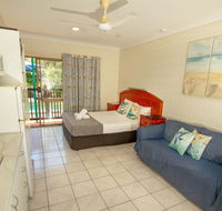 Tropical Palms Inn Resort - Accommodation China