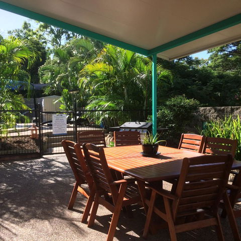 Tropical Palms Resort & 4WD Hire - Accommodation Asia 21