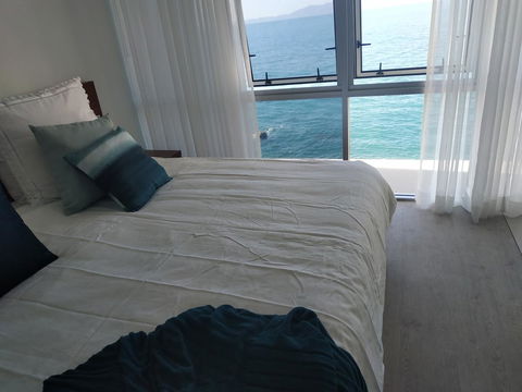 Best At Bright Point Absolute Waterfront Apartment - Accommodation China 10