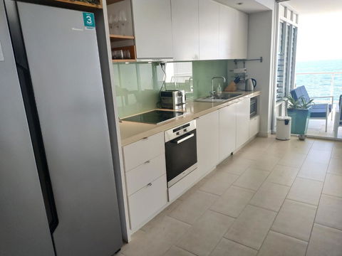 Best At Bright Point Absolute Waterfront Apartment - Accommodation China 11