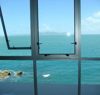 Best at Bright Point Absolute Waterfront 4 bedroom apartment - Accommodation China