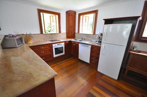 Island Adventure Holiday House - Accommodation Asia 11