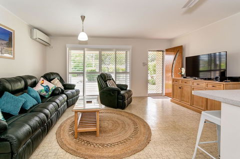 Lowset Sweetie, Central To Everything - Partridge St, Bongaree - Accommodation Asia 5