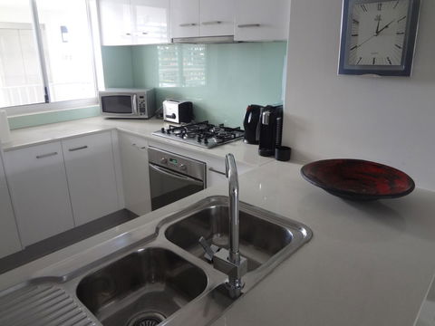 Keith's Sister - Accommodation Asia 20