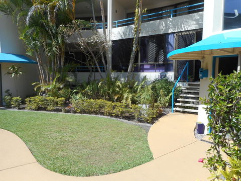 Placid Waters Holiday Apartments - Accommodation Asia 2