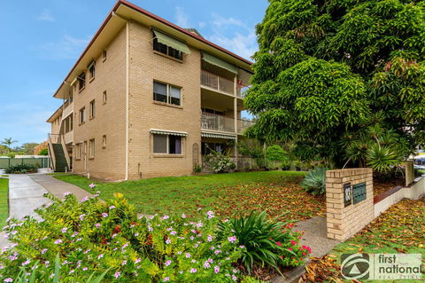 Immaculate Spacious Second Floor Unit Overlooking Pristine Parklands - Accommodation Asia 10