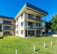 Great Views ground floor unit Clearview Apartments South Esplande Bongaree