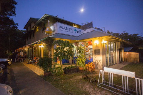 Manta Lodge YHA & Scuba Centre - Accommodation Asia 0