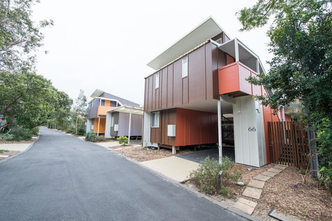 Allure Stradbroke Resort - Accommodation Guide 19