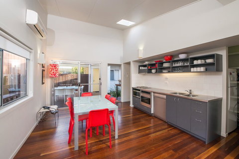 Allure Stradbroke Resort - Accommodation Guide 15