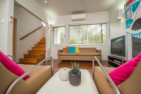 Allure Stradbroke Resort - Accommodation Guide 28