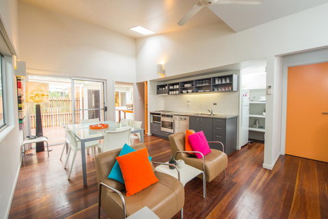 Allure Stradbroke Resort - Accommodation Guide 11