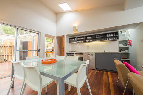 Allure Stradbroke Resort - Accommodation Guide 41