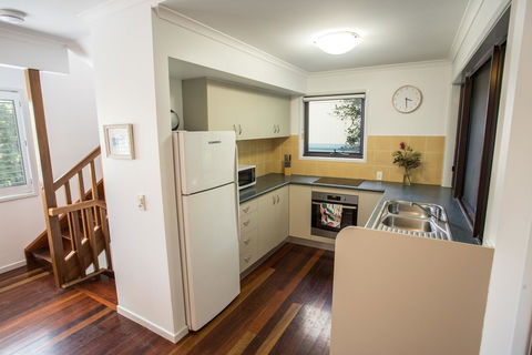 Point Break Beach House - Accommodation Guide 4