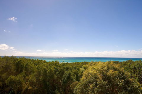 Anchorage On Straddie - Accommodation Asia 40