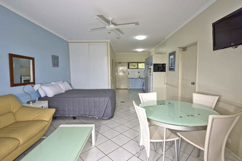 Anchorage On Straddie - Accommodation Asia 13