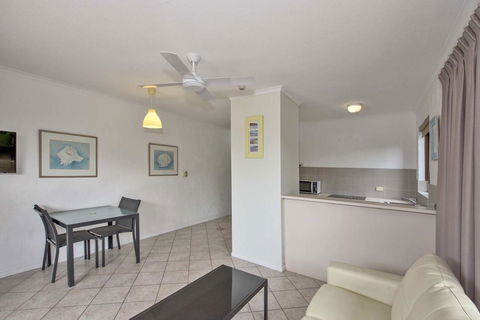 Anchorage On Straddie - Accommodation Asia 19