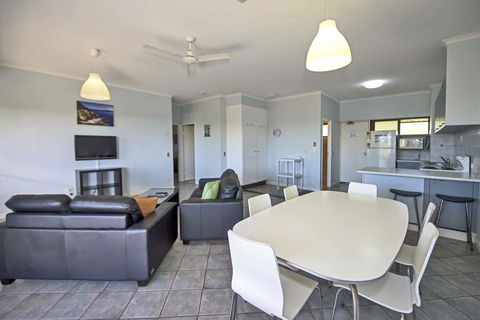 Anchorage On Straddie - Accommodation Asia 11