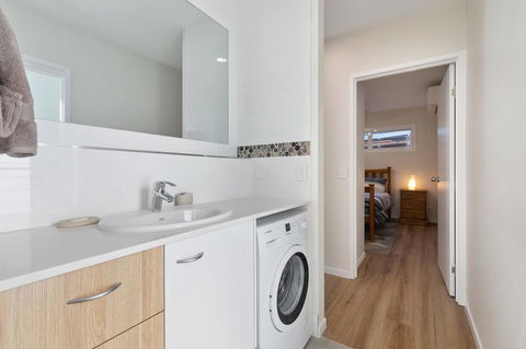 Day Dreaming - Accommodation Asia 2