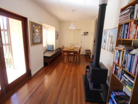 Frenchmans Cottage - Accommodation Asia 6
