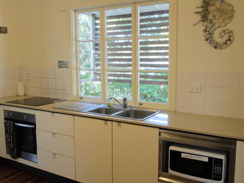 Frenchmans Cottage - Accommodation Asia 12