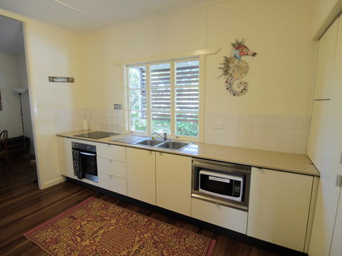 Frenchmans Cottage - Accommodation Asia 8
