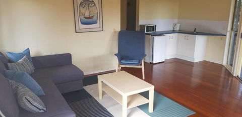 Blue House - Accommodation Asia 8
