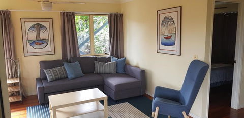Blue House - Accommodation Asia 7