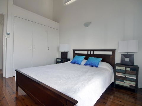 Blue Water Views 1 - Accommodation Asia 10