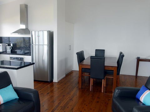 Blue Water Views 1 - Accommodation Asia 7