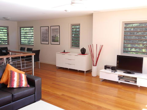 Allora 2 - Accommodation Asia 6