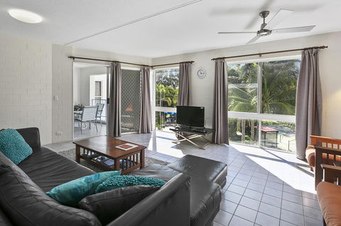 13 The Islander Resort - Accommodation Asia 1
